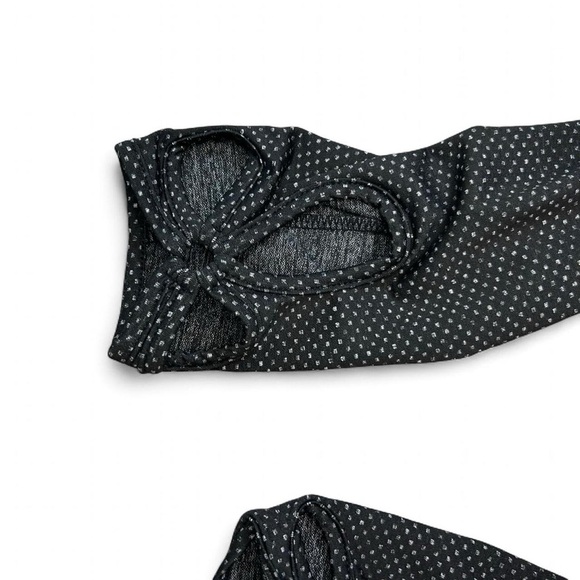 Jockey-  Capri Leggings-  M Black /Gray / Floral Cutout on leg - Picture 6 of 8